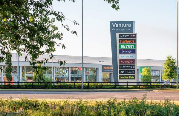 Ventura shopping centre located on the outskirts of Tamworth