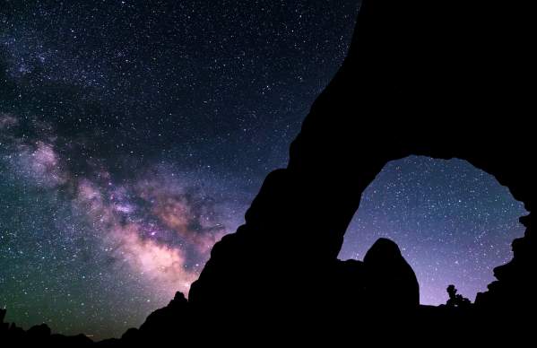 How To Enjoy Moab's Glittering Night Skies In Every Season