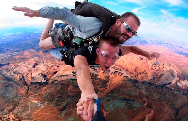 Skydiving in Moab
