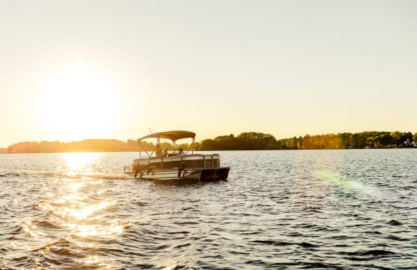 A Guide to Boat Rentals on Lake Norman