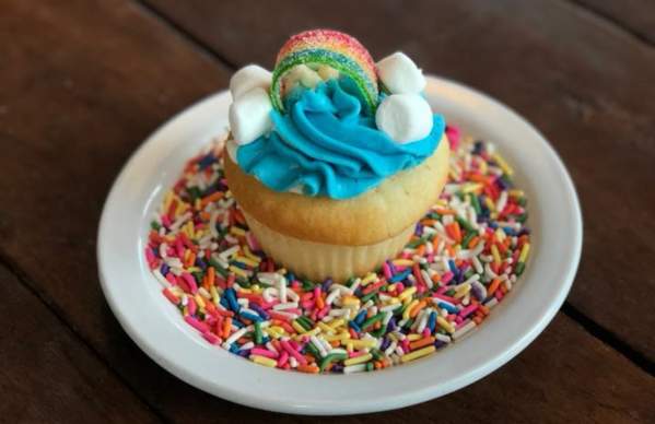 Common Ground Coffee and Cupcakes