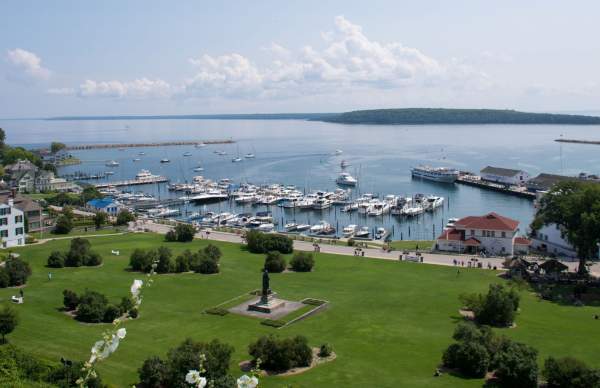 Where to dock your boat for overnight stay on Mackinac Island