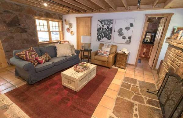Edmond Welcomes Airbnb Visitors