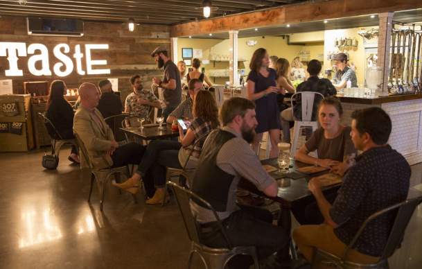 The Ultimate Guide to Top 8 Whiskey Distilleries in Wyoming