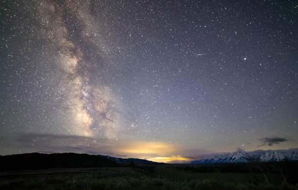 Dark Skies of Wyoming: A Complete Guide to Stargazing & Night Sky Viewing