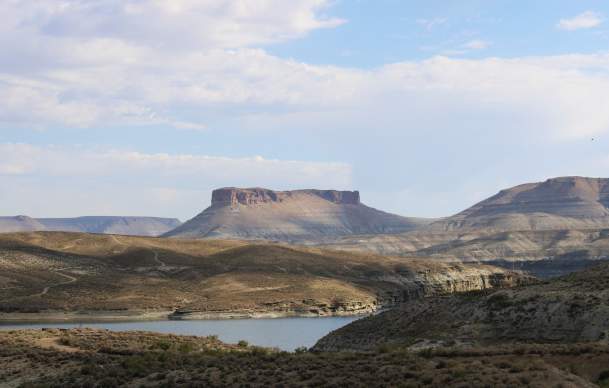 Salt to Stone: An Unforgettable Drive Across western Wyoming