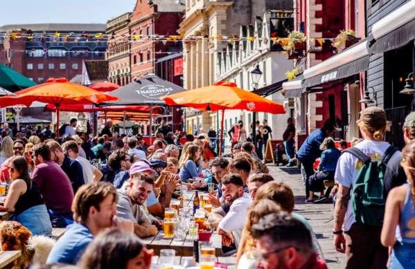 Old City Sounds 2024 on King Street in Bristol - Credit Julian Preece / Bristol City Centre BID