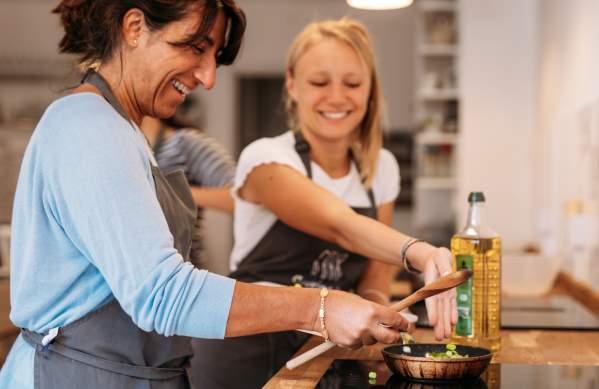Two women at a cooking class in Bristol - credit Yuup
