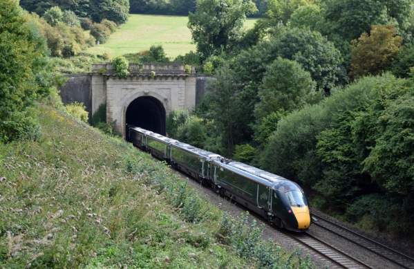 A GWR train entering Box Tunnel - Credit Phil Wakely