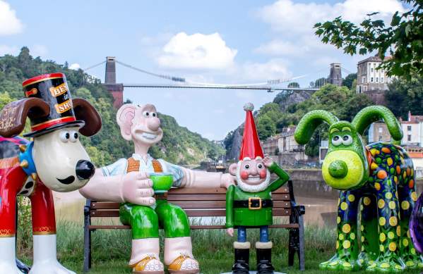 Gromit Unleashed 3 statues in front of Clifton Suspension Bridge - credit Ambitious