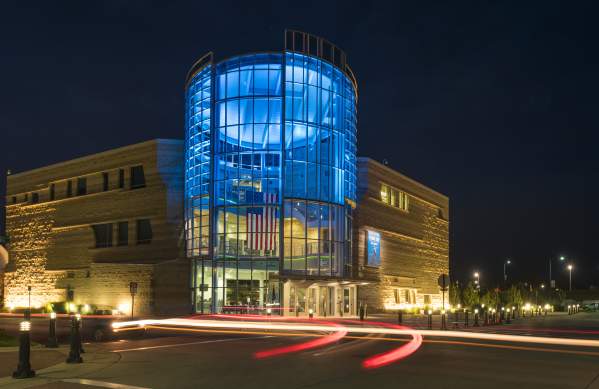 Flint Hills Discovery Center