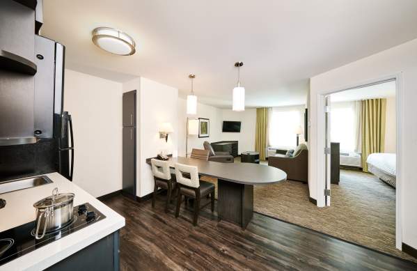 U-M Orientation: Sonesta Simply Suites