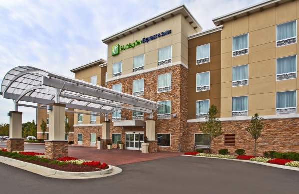 New Student Orientation: Holiday Inn Express & Suites West