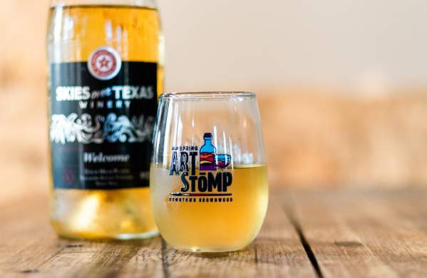 Spring Art Stomp Wine Glass