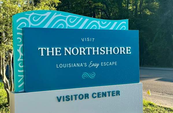 Visit The Northshore Visitor Center monument sign