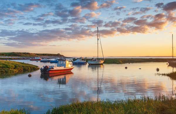 A view of the harbour in Clevedon, near Bristol at sunset - credit Dave Peters