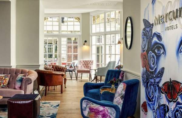 Mercure Bristol Grand lobby with street art - Credit Jose Coello