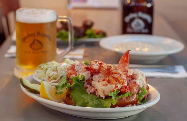 Where to Find the Best Cape Cod Lobster Rolls