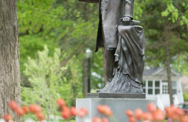 VanRaalte Statue in Centennial Park