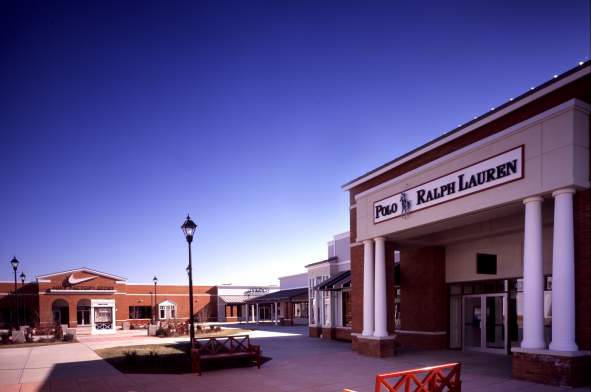 leesburg_corner_premium_outlets_2_0.jpg