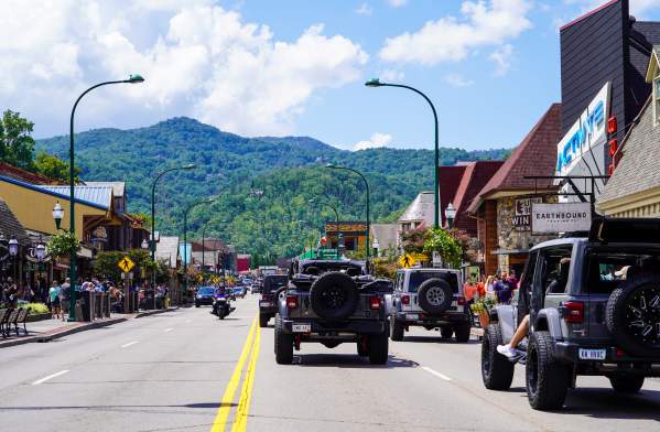 Jeeps in downtown gatlinburg