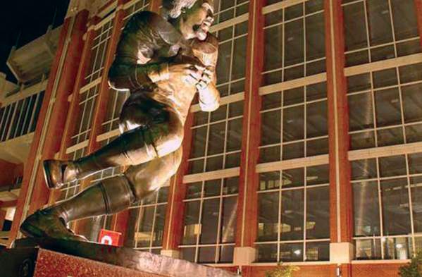 Heisman Park Billy Sims