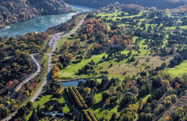 The Hole-y Grail Niagara Golf Course Finder
