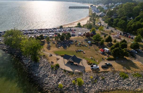 Crystal Beach Waterfront Supper Market