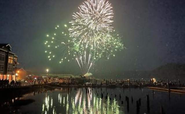 Florence Old-Fashioned 4th of July Fireworks