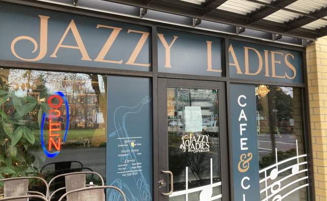 Live Jazz at Jazzy Ladies