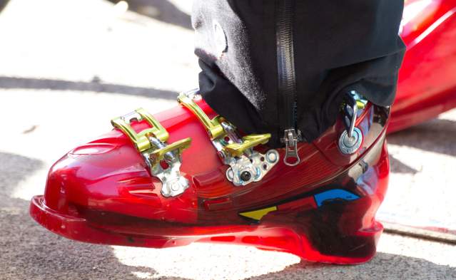 Ski & Stay at Westfir Lodge