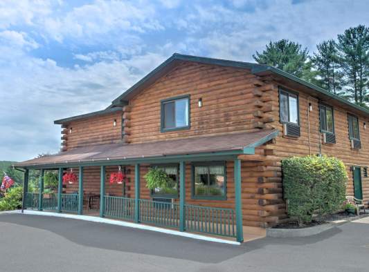 Super 8 by Wyndham - Lake George/Warrensburg