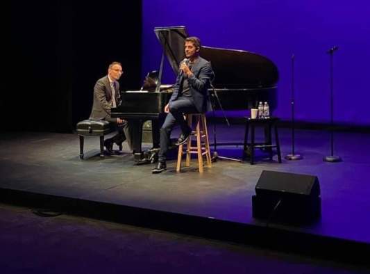 Anthony Nunziata: Christmas and Italy