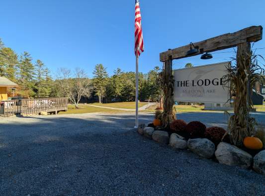 The Lodge at Loon Lake
