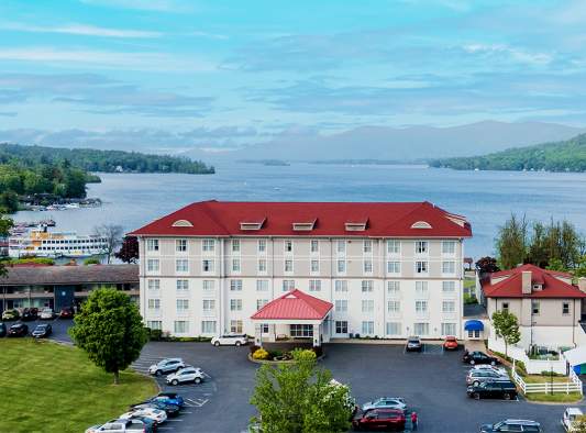 Fort William Henry Hotel