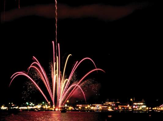 Lake George Waterfront Cruises' Fireworks Cruise