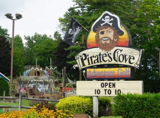 Pirate's Cove Adventure Golf