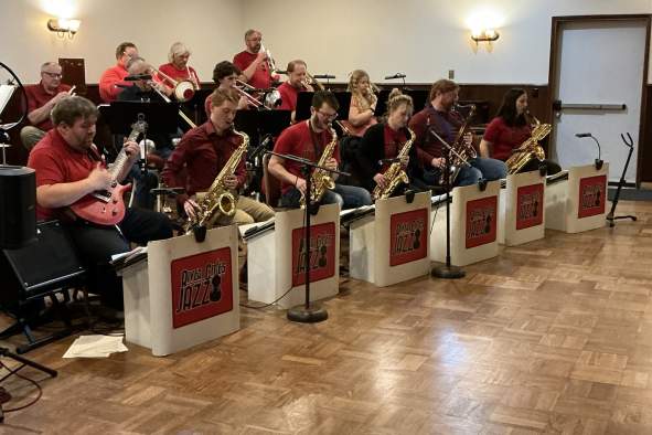 Romance or NOmance Dance