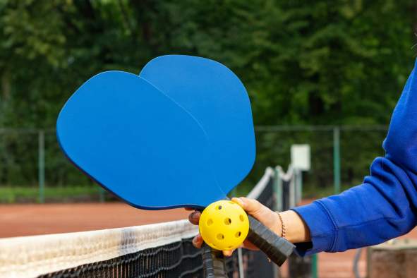 Learn to Pickleball