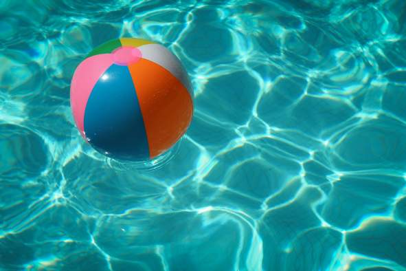 Community Free Swim: Sponsored by Skyward