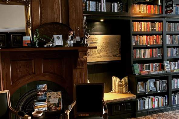 Silent Book Club