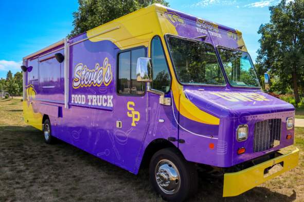 Stevie's Food truck and Snow on the Mountain Live