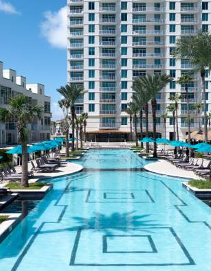 Pool at the Sapphire
