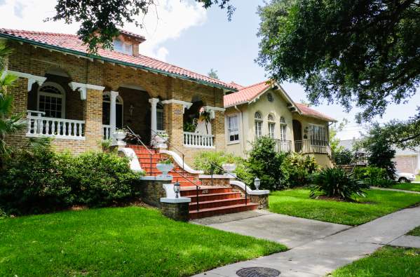 Lakeview Homes