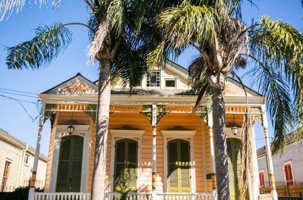 Shotgun house, colorful, bywater