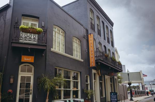 Catahoula Hotel