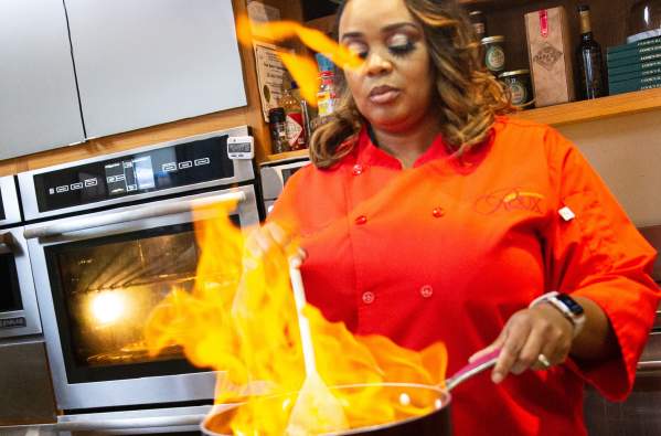 Chef Dee Lavigne
