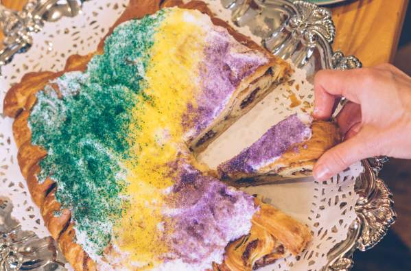 Dong Phuong King Cake