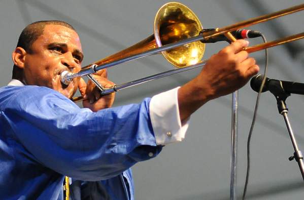 Glen David Andrews