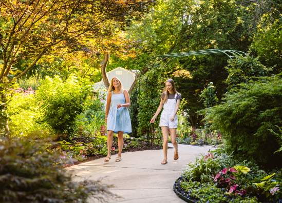 Overland Park Arboretum & Botanical Gardens